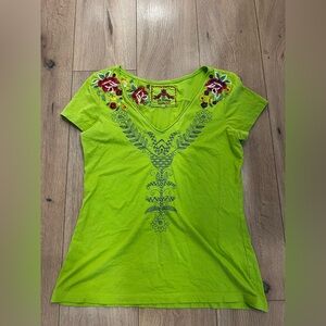 Johnny Was Green Vneck Tshirt Top